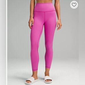 NWT Lululemon Align High-Rise Pant with Pockets 25"
Retails $128size 14 sold out